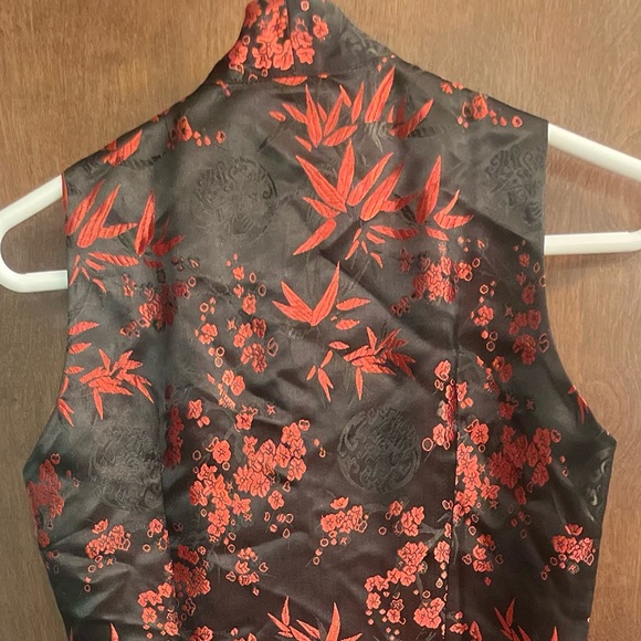 COPY - Red and Black cheongsam dress hands made 100% Silk - Picture 4 of 5